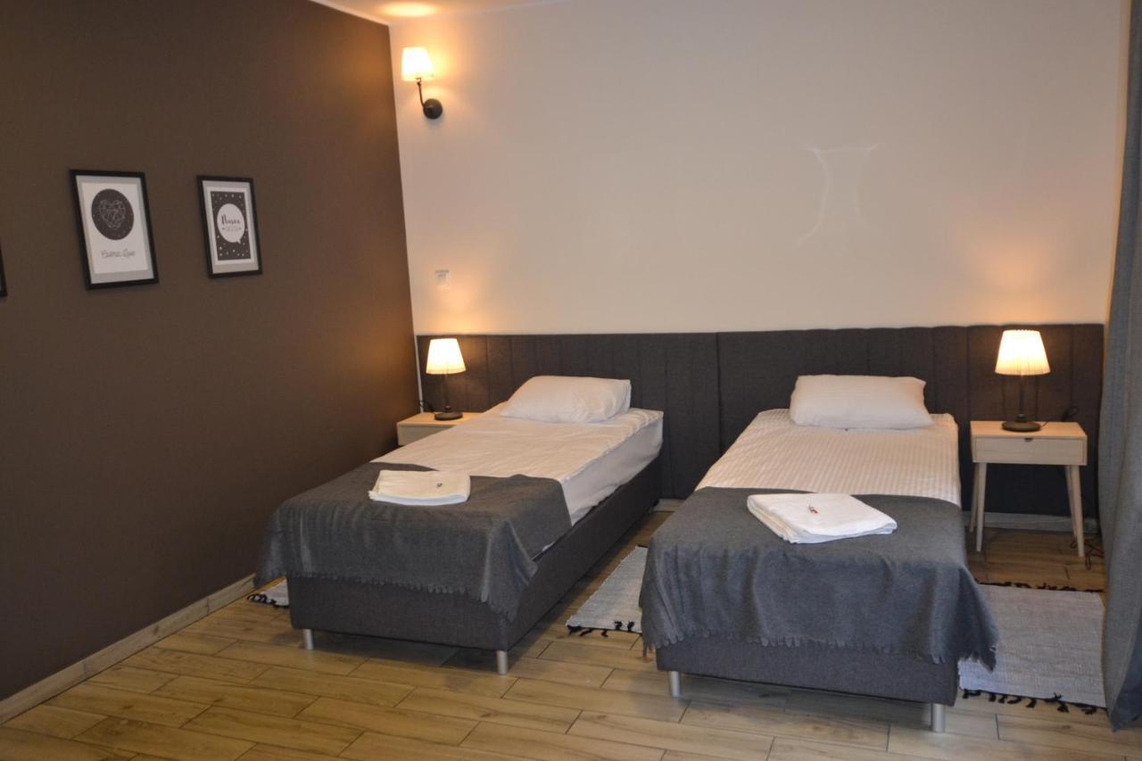 Sleepwell Apartments Legnica Extérieur photo