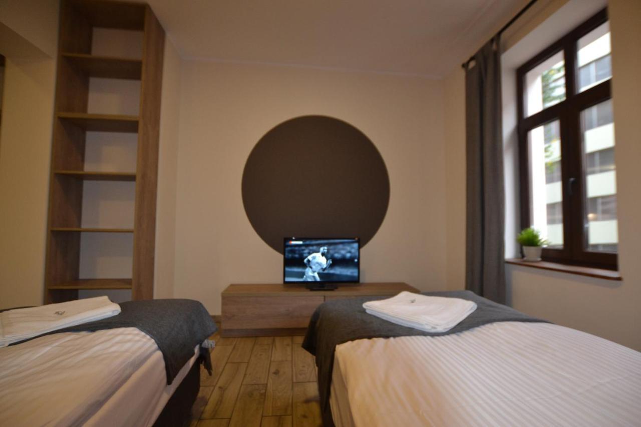 Sleepwell Apartments Legnica Extérieur photo